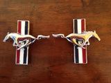 Par De Emblemas Pony Mustang 1965 - 1968